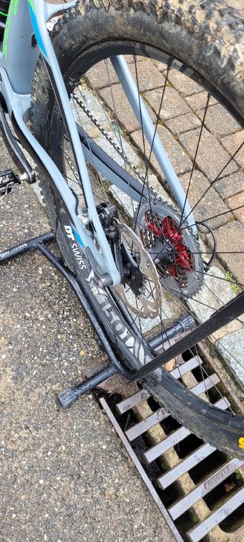 Used Scott Spark 710 Plus 2017 2017 Mountainbike, Hellgrau, 27.5 — image 7 of 13