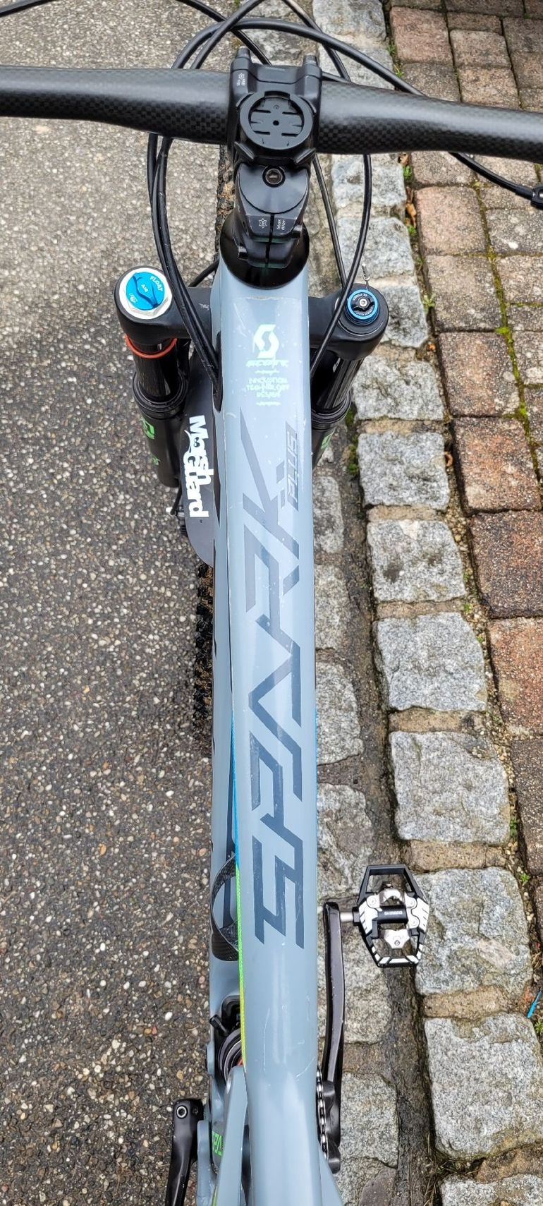 Used Scott Spark 710 Plus 2017 2017 Mountainbike, Hellgrau, 27.5 — image 9 of 13