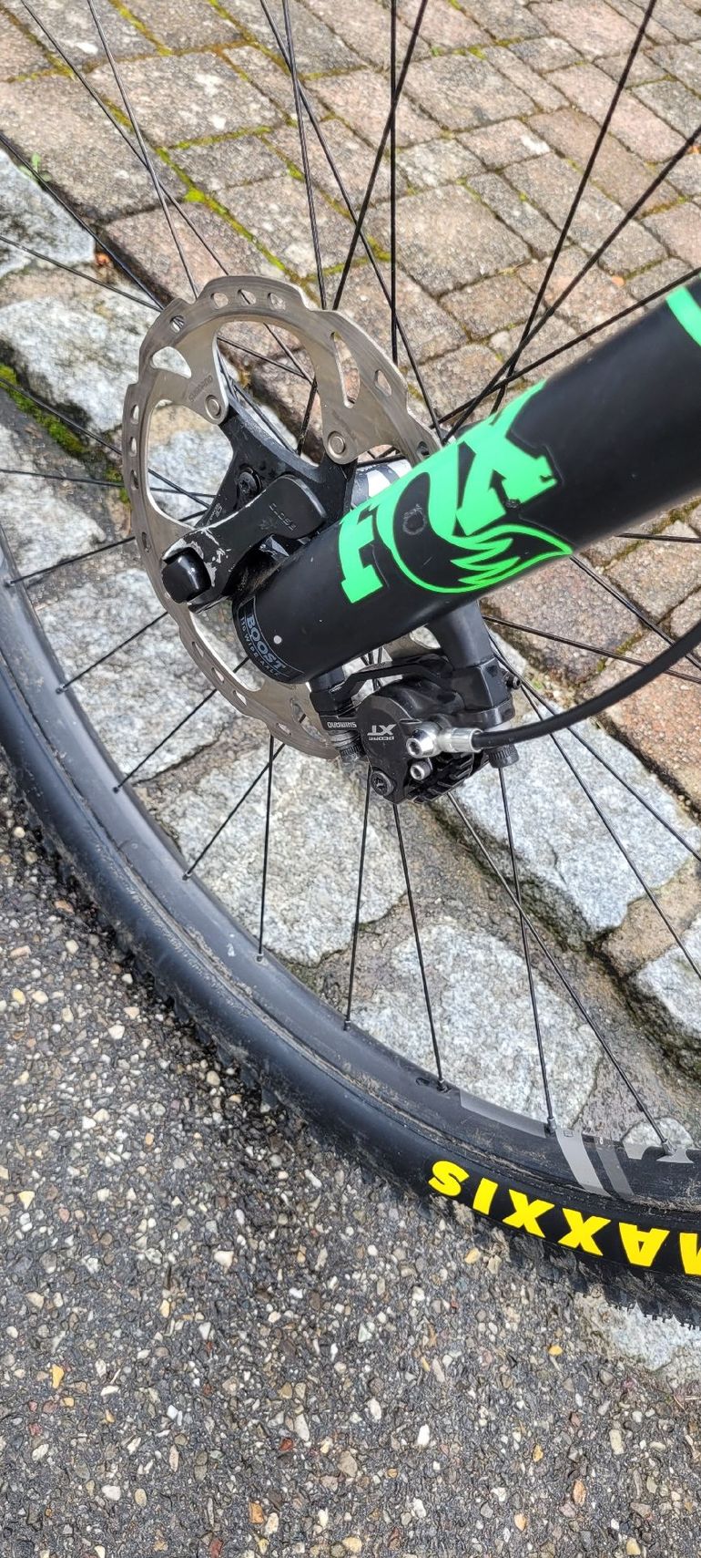 Used Scott Spark 710 Plus 2017 2017 Mountainbike, Hellgrau, 27.5 — image 10 of 13