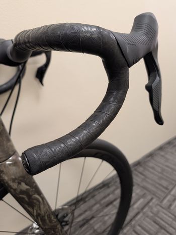 Used Specialized S-Works Roubaix SL8 – SRAM RED AXS 2025 2025 Road & Gravel, Black — image 10 of 22