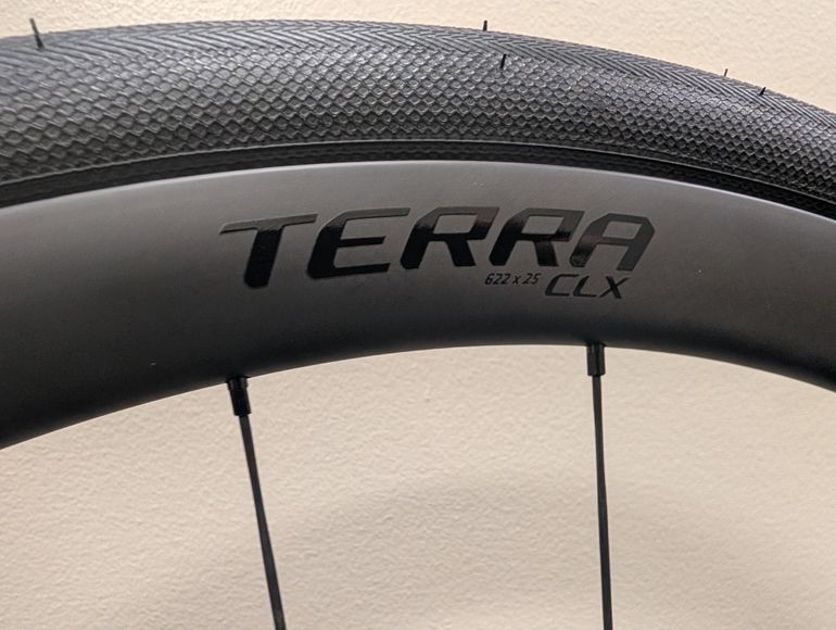 Used Specialized S-Works Roubaix SL8 – SRAM RED AXS 2025 2025 Road & Gravel, Black — image 21 of 22