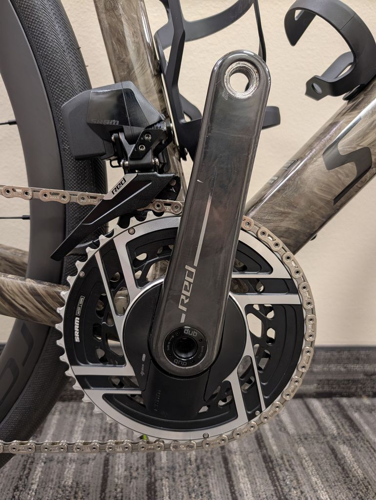 Used Specialized S-Works Roubaix SL8 – SRAM RED AXS 2025 2025 Road & Gravel, Black — image 2 of 22