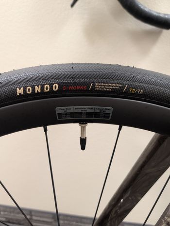 Used Specialized S-Works Roubaix SL8 – SRAM RED AXS 2025 2025 Road & Gravel, Black — image 13 of 22