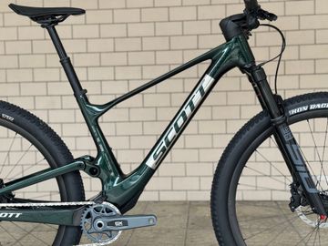 Tweedehands Scott Spark RC Team Issue 2025 2025 Mountainbike — afbeelding 2 van 11