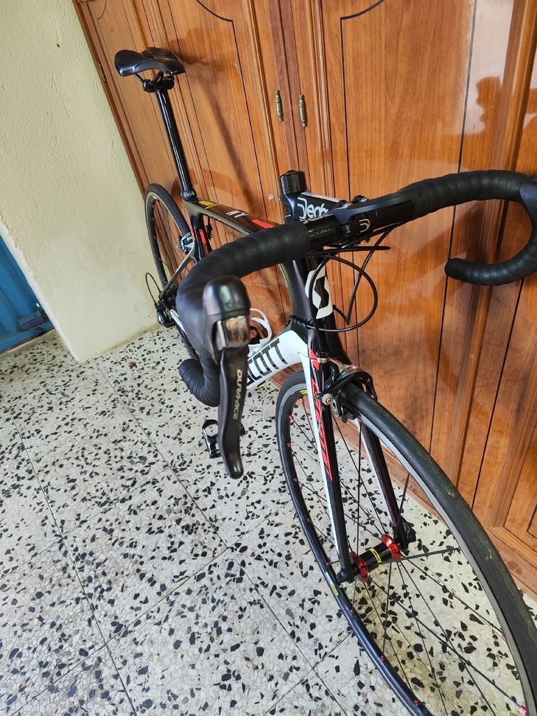 Used Scott Foil 30 2017 2017 Road & Gravel, White — image 4 of 11