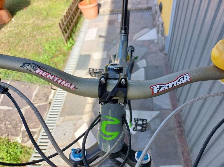 Used Cannondale Trigger 2 2018 2018 Mountainbike, Light Gray, 27.5 — image 4 of 5