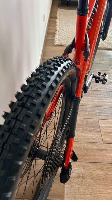 Gebrauchtes Specialized Turbo Levo 4 Comp 2026 2026 Mountainbike, Orange, 29, 27.5 — Bild 2 von 9