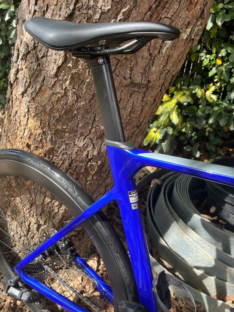 Used Giant Propel Advanced 1 2024 2024 Road & Gravel, Azul — image 6 of 7
