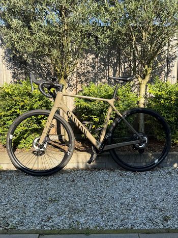 Used Canyon Grizl CF SL 8 1by 2024 2024 Road & Gravel, Orange — image 8 of 12