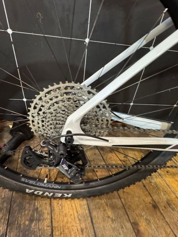 Tweedehands Bianchi Nitron 9.3 XT/SLX 2025 2025 Mountainbike — afbeelding 3 van 5
