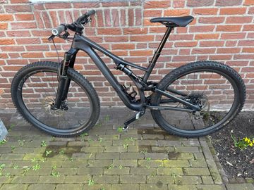 Used Specialized Stumpjumper SRAM X01 Eagle 2019 Mountainbike, Black — image 2 of 6