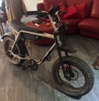 Used Super73 ZX 2023 Urban, Hellgrau — image 1 of 3