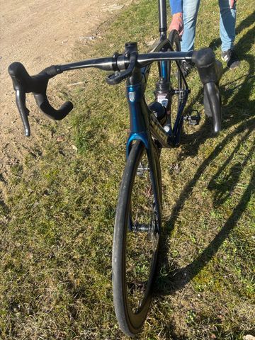 Trek Émonda SL 7 2024 2024 Road & Gravel usato, Blu — immagine 3 di 6