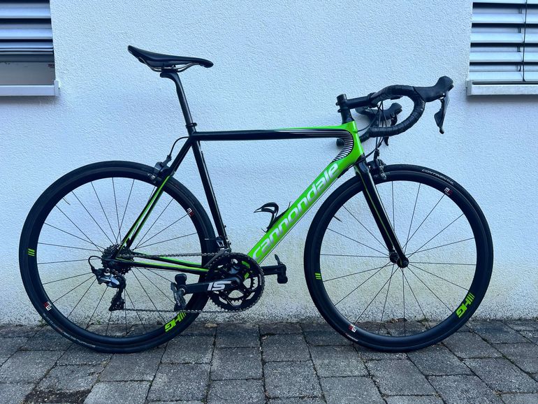 Used Cannondale SuperSix EVO Shimano Ultegra 2018 Road & Gravel, Green — image 1 of 6