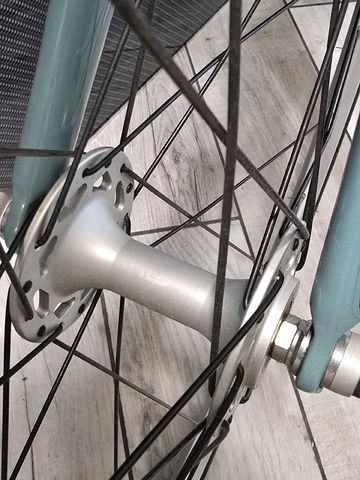 Used Pinarello Lungavita Single Speed / Fixed Gear 2015 Road & Gravel, White — image 8 of 9