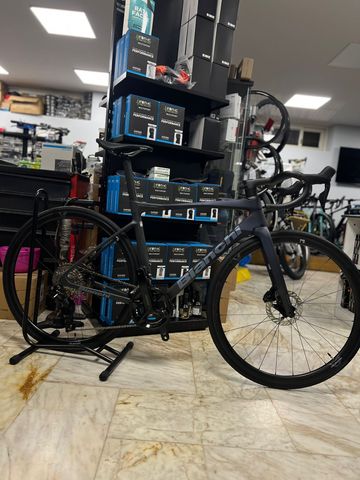 Bianchi SPECIALISSIMA COMP 105 Di2 2026 Road & Gravel d'occasion