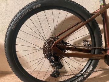 Used KTM Macina team Shimano Deore XT 2023 Mountainbike, Purple, 29 — image 7 of 9