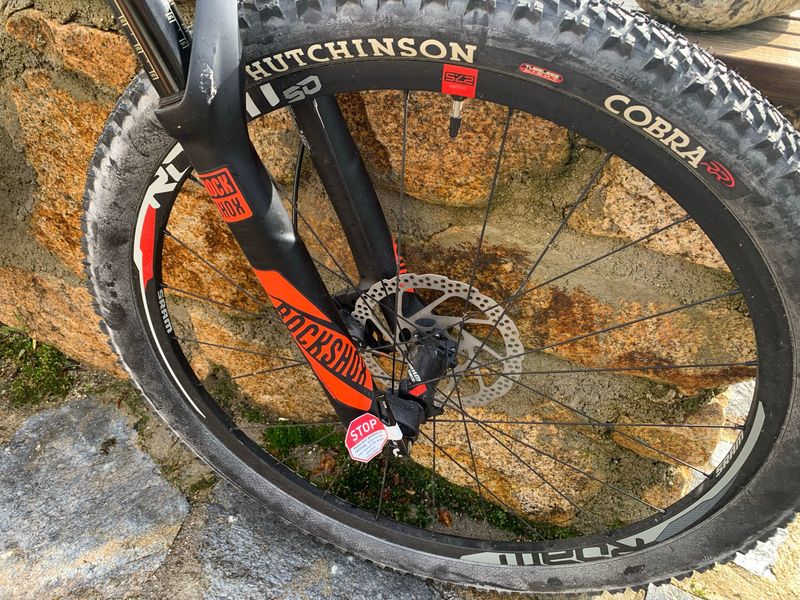Used Canyon Strive Shimano Deore XT 2018 Mountainbike, Black — image 5 of 9