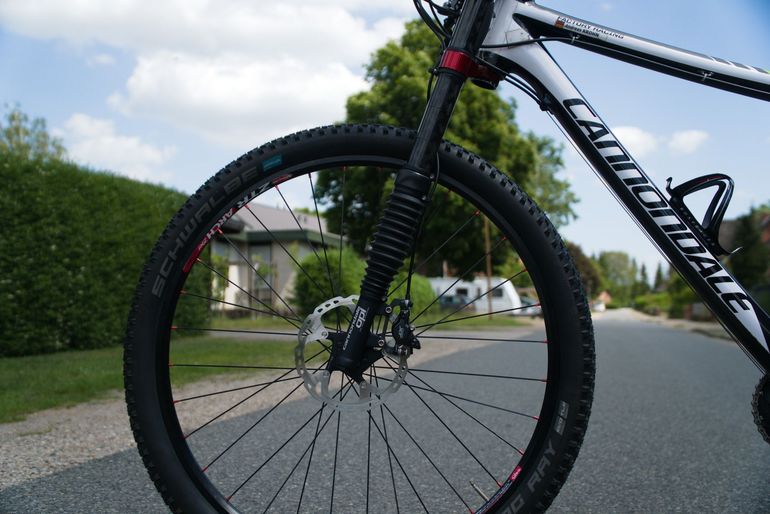 Gebrauchtes Cannondale Flash 29 Carbon 1 2012 Mountainbike, Weiß — Bild 3 von 6