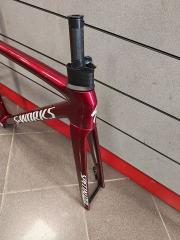 Used Specialized Tarmac Frameset 2025 Road & Gravel, Red — image 2 of 6