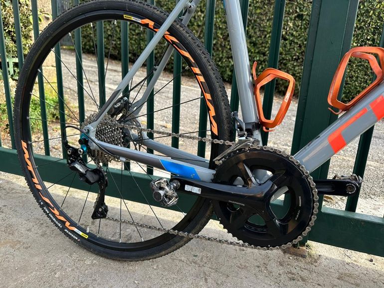 Used CUBE Cross Shimano 105 2016 Road & Gravel, Light Gray — image 2 of 7