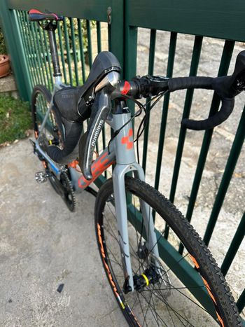 Used CUBE Cross Shimano 105 2016 Road & Gravel, Light Gray — image 5 of 7