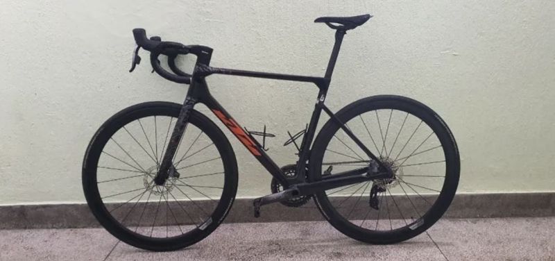 Used KTM Revelator SRAM Force eTap AXS 2024 Road & Gravel, Black — image 4 of 8