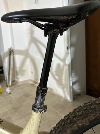 Used Trek Roscoe 9 2023 2023 Mountainbike, Black, 29 — image 6 of 15