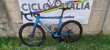 Tweedehands Colnago V4RS Custom Shimano Dura Ace Di2 2024 Road & Gravel — afbeelding 2 van 11