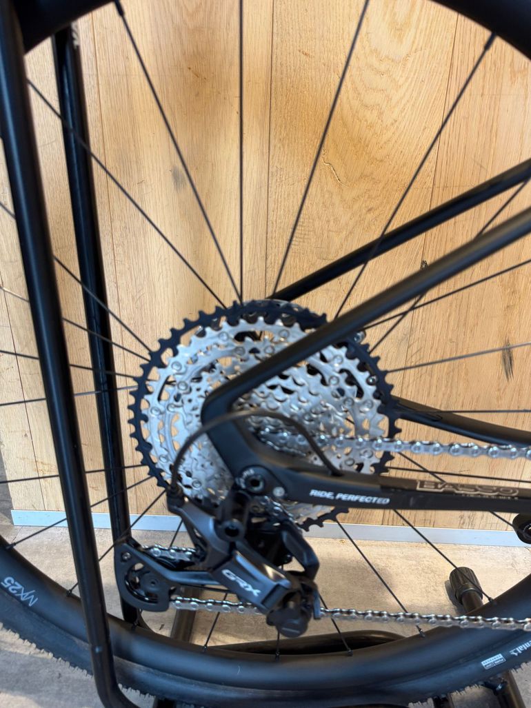 Used Basso Tera Shimano GRX 1x12 610 2025 2025 Road & Gravel, Green — image 3 of 8