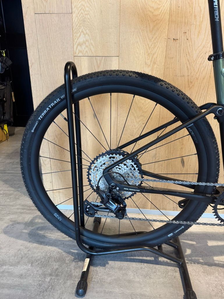 Used Basso Tera Shimano GRX 1x12 610 2025 2025 Road & Gravel, Green — image 2 of 8
