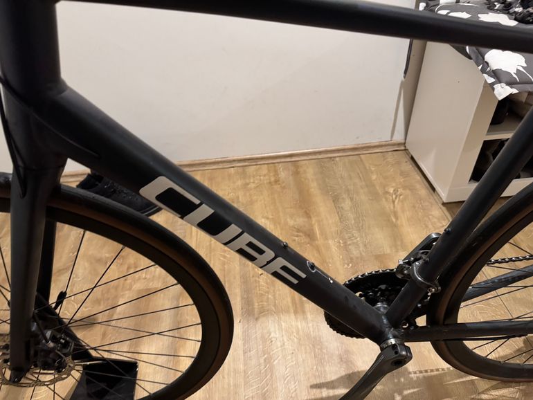 Used CUBE ATTAIN 2022 2022 Road & Gravel — image 2 of 8