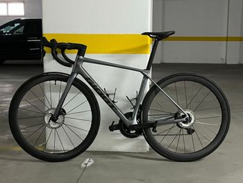 Used Giant Tcr Shimano Ultegra Di2 2026 Road & Gravel, Light Gray — image 8 of 8