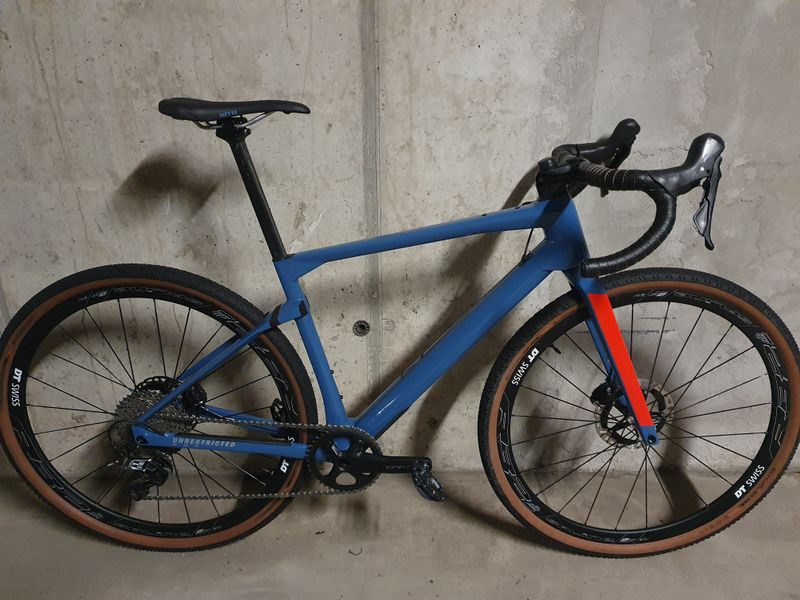 Used BMC URS, GRX 1X11, Carbon 2021 Road & Gravel