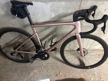 Specialized, Tarmac SL8 Expert - SRAM Rival eTAP AXS 2025