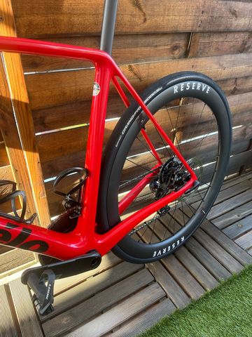 Cervélo R5 Frameset 2025 Road & Gravel de segunda mano, Rojo — imagen 2 de 6