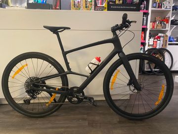 Specialized Sirrus X SRAM NX Eagle 2025 Road & Gravel usato, Nero — immagine 1 di 6