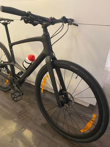 Specialized Sirrus X SRAM NX Eagle 2025 Road & Gravel usato, Nero — immagine 4 di 6