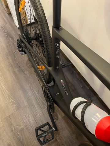 Specialized Sirrus X SRAM NX Eagle 2025 Road & Gravel usato, Nero — immagine 6 di 6