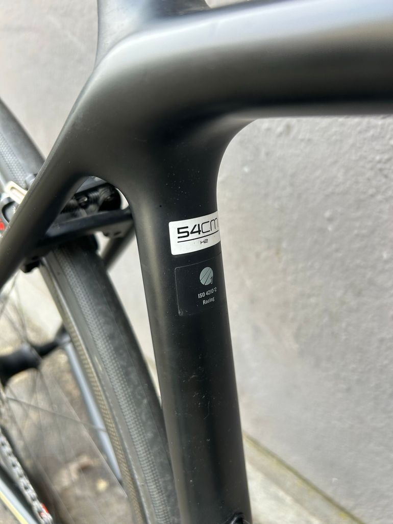Used Trek Émonda SL 6 2020 2020 Road & Gravel, Light Gray — image 5 of 9