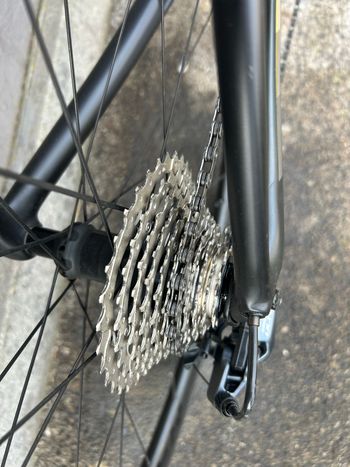 Used Trek Émonda SL 6 2020 2020 Road & Gravel, Light Gray — image 4 of 9