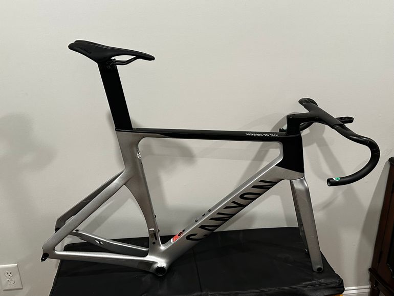 Used Canyon Aeroad CF SLX 8 AXS SPEED 2025 Frameset 2025 Road & Gravel, Light Gray — image 1 of 11