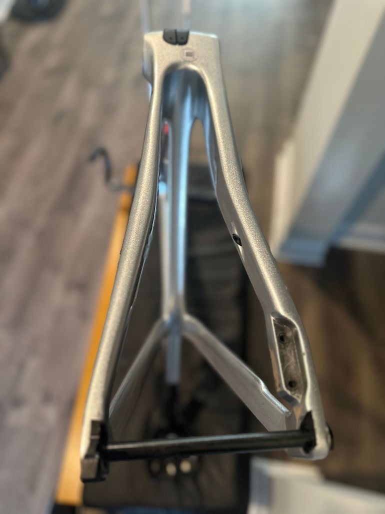 Used Canyon Aeroad CF SLX 8 AXS SPEED 2025 Frameset 2025 Road & Gravel, Light Gray — image 8 of 11