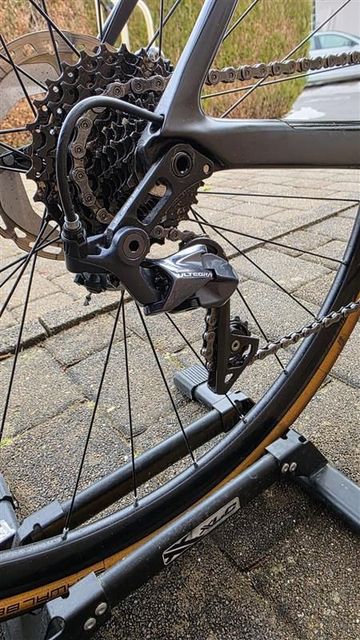Used Scott Foil 30 2021 2021 Road & Gravel, Green — image 7 of 7