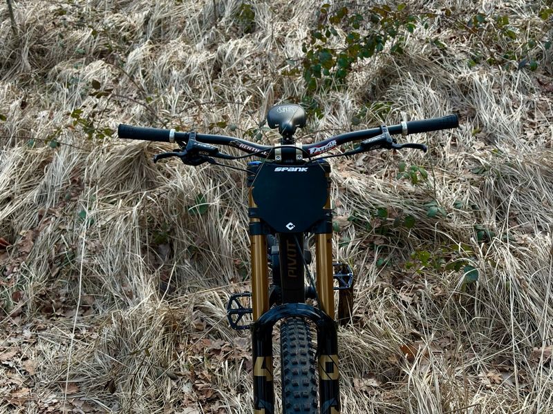 Pivot Phoenix SRAM GX 2026 Mountainbike d'occasion — image 3 sur 6