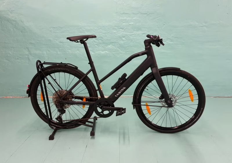 Used Canyon Commuter:ONfly 7 Mid-Step Stealth 2024 Urban & Touring