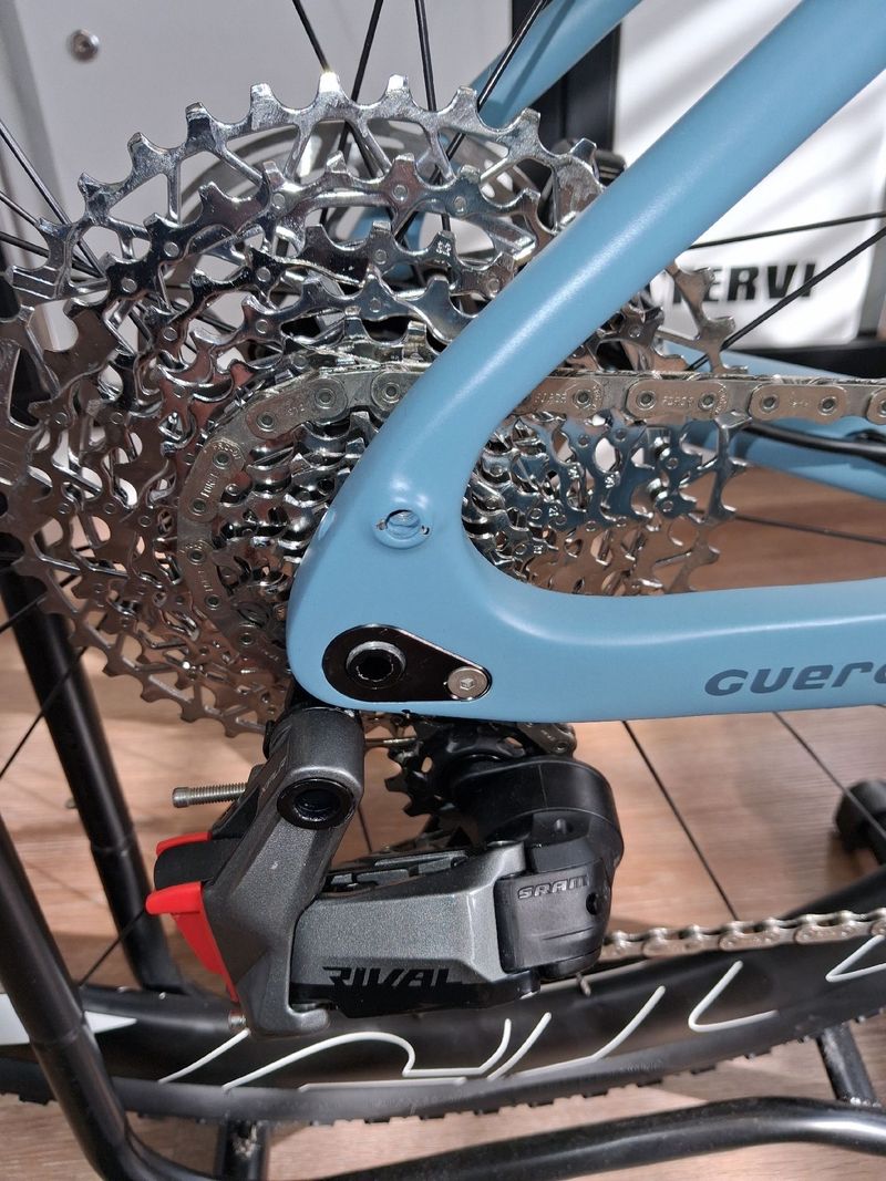 Used Guerciotti Escape SRAM Rival eTap AXS 2026 Road & Gravel, Blue — image 5 of 6