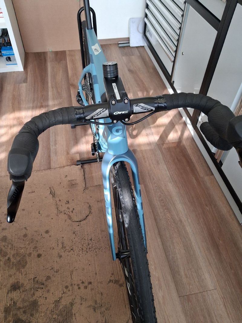 Used Guerciotti Escape SRAM Rival eTap AXS 2026 Road & Gravel, Blue — image 6 of 6