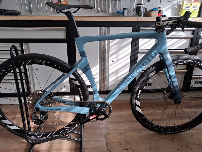 Used Guerciotti Escape SRAM Rival eTap AXS 2026 Road & Gravel, Blue — image 1 of 6