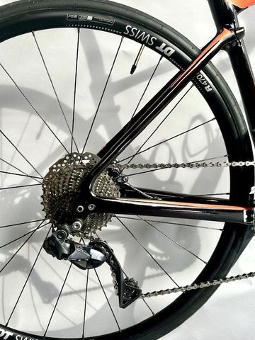 Used Specialized Ruby Shimano Ultegra Di2 2019 Road & Gravel, Purple — image 6 of 11